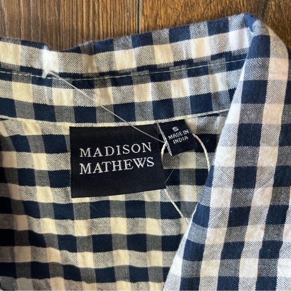 Madison and Mathews navy and white gingham button-down SZ SM - Picture 3 of 4